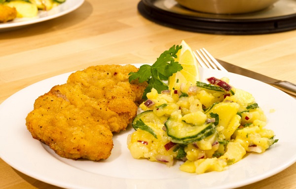 微信小程序+校園線上點(diǎn)餐模式，點(diǎn)餐配送到門口