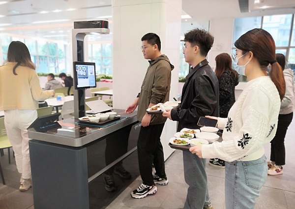 刷臉吃飯是種什么樣的體驗？