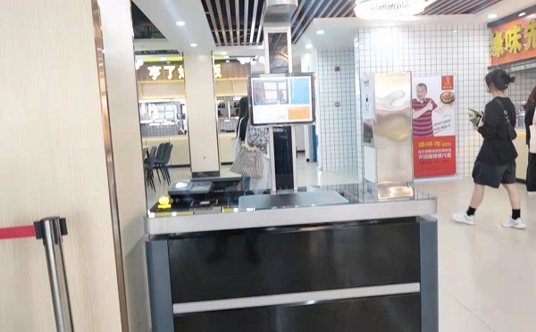 智慧食堂走進(jìn)校園，從此告別飯卡、排隊(duì)！